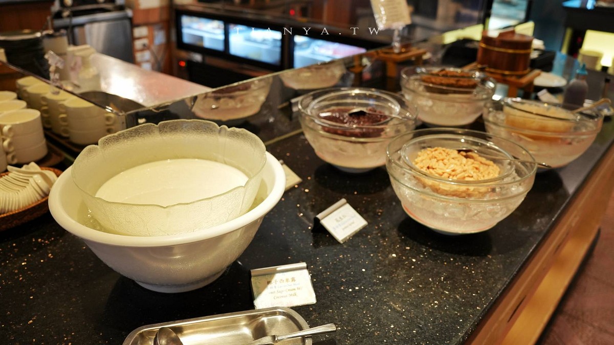 【墾丁凱撒大飯店】池畔花園客房、親子設施、交通接駁、自助早餐晚餐完全攻略
