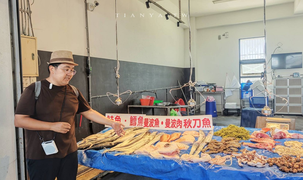 花蓮觀光漁港私房玩法大公開！認識海洋生態、出海賞鯨豚、大啖魚市現流海產，半天暢遊東岸海洋新視野