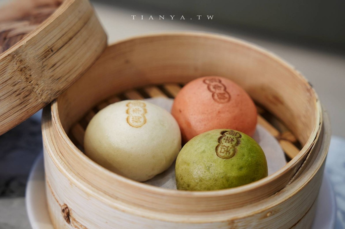 【荷李活茶街】忠孝復興東區SOGO推薦美食,港式飲茶復古茶餐廳,招牌必點港點推薦 【荷李活茶街】忠孝復興東區SOGO推薦美食,港式飲茶復古茶餐廳,招牌必點港點推薦