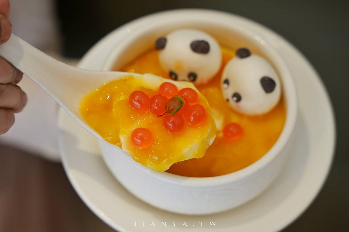 【荷李活茶街】忠孝復興東區SOGO推薦美食,港式飲茶復古茶餐廳,招牌必點港點推薦 【荷李活茶街】忠孝復興東區SOGO推薦美食,港式飲茶復古茶餐廳,招牌必點港點推薦