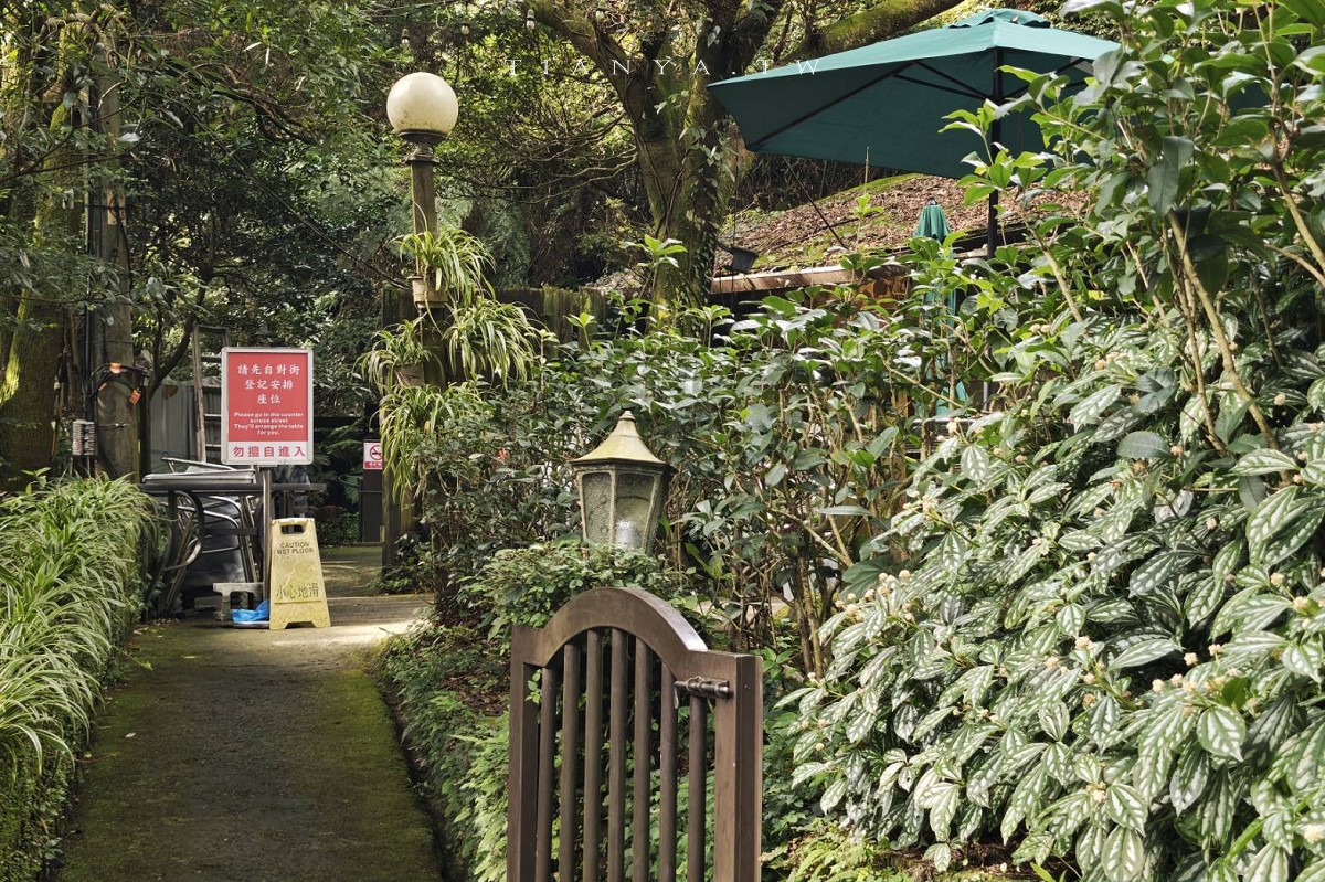 【常青廬】陽明山秘境石頭屋老宅餐廳,竹子湖必吃土雞、熱炒山菜推薦 【常青廬】陽明山秘境石頭屋老宅餐廳,竹子湖必吃土雞、熱炒山菜推薦