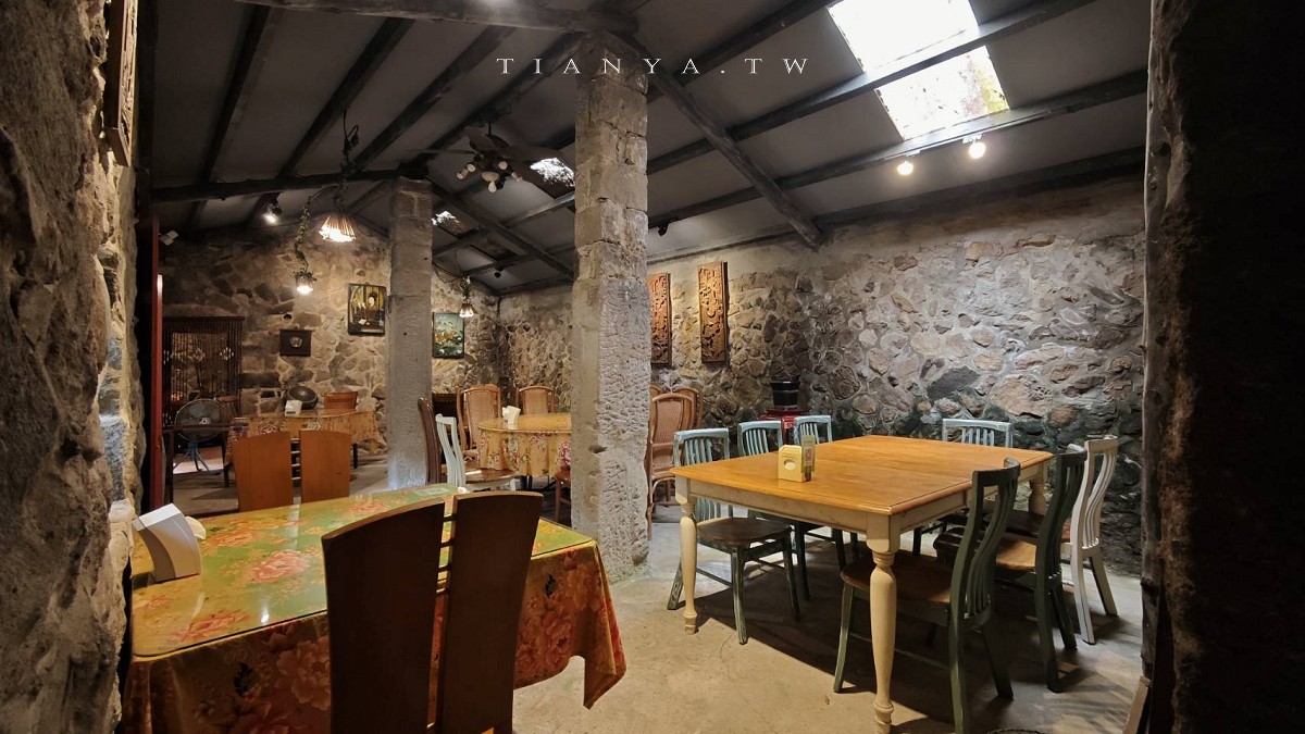 【常青廬】陽明山秘境石頭屋老宅餐廳,竹子湖必吃土雞、熱炒山菜推薦 【常青廬】陽明山秘境石頭屋老宅餐廳,竹子湖必吃土雞、熱炒山菜推薦