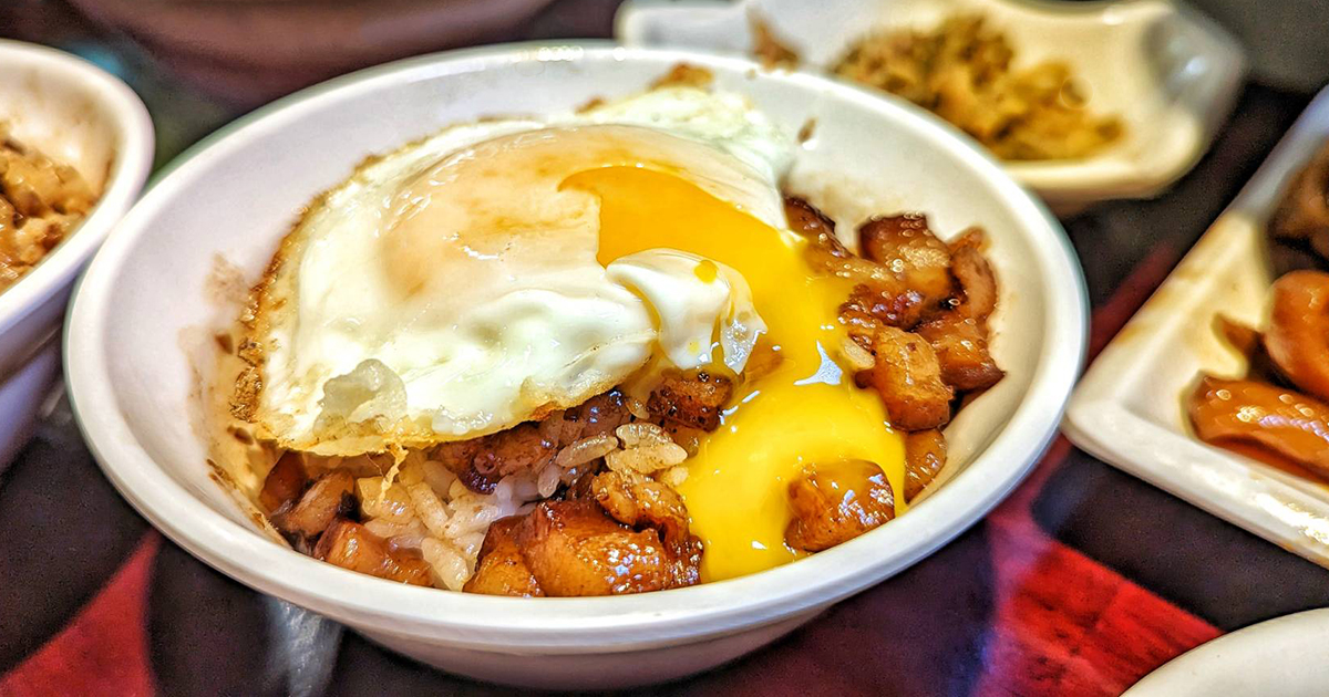 【台北美食】大稻埕魯肉飯｜國宴指定黑金滷肉飯，日韓客來台必訪名店，飄香一甲子的市場美食 @下一站，天涯